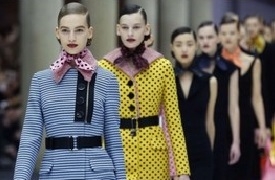 Boutique de crateurs de vtements, bijoux tendance Paris
